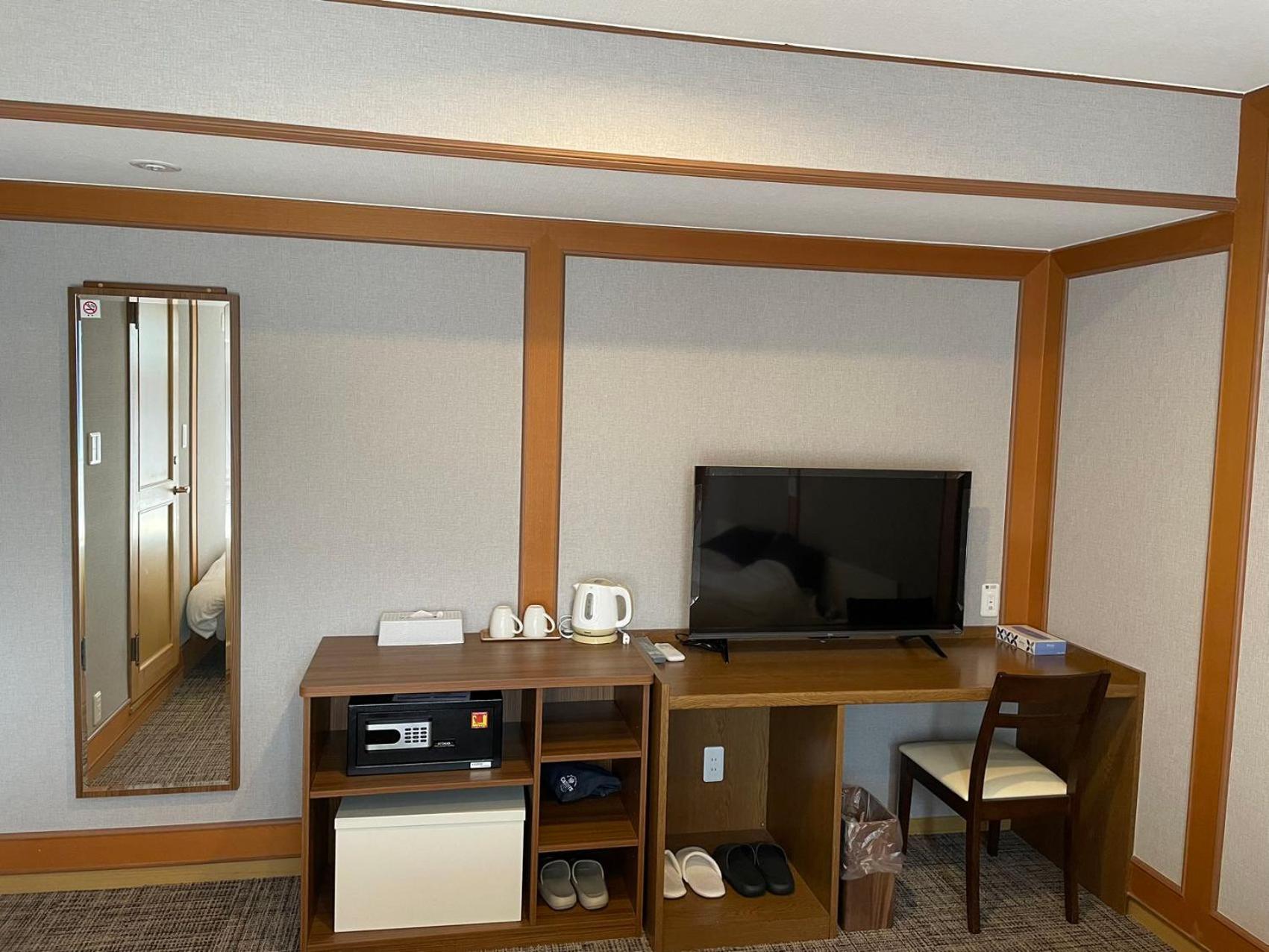Apartahotel Hananoie華之家 *
